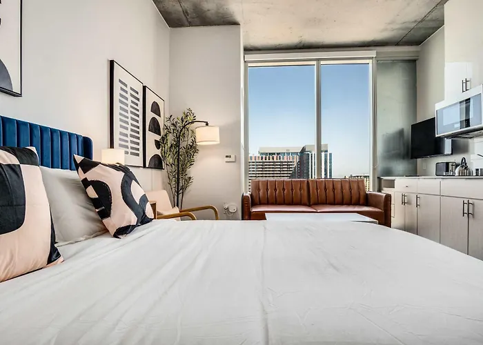Boulevard Highrise Stu Sky Pool Parking Gym 29 Apartment Phoenix