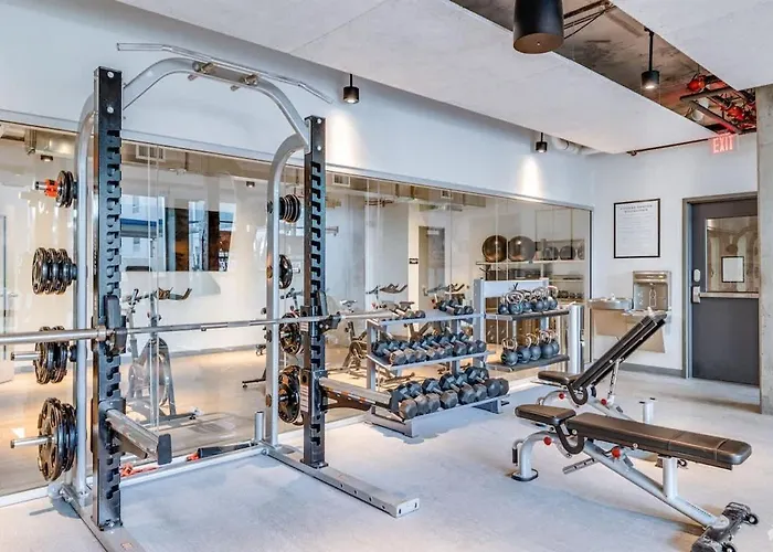Boulevard Highrise Stu Sky Pool Parking Gym 29