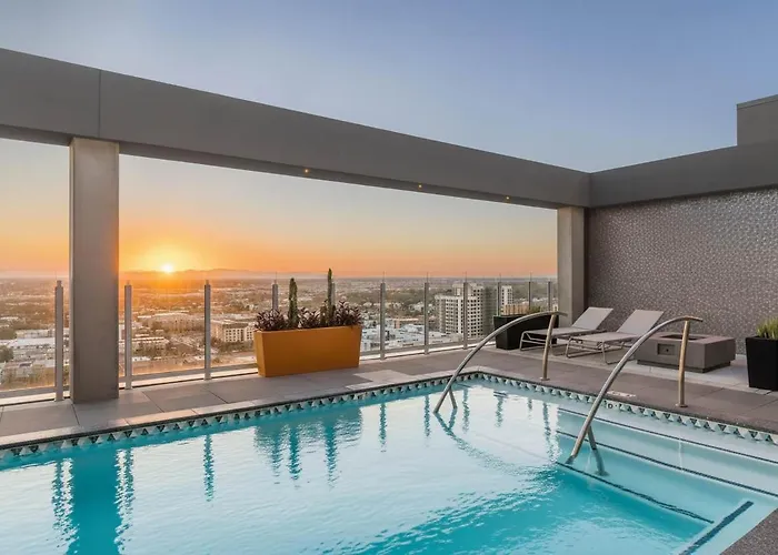 Apartment Boulevard Highrise Stu Sky Pool Parking Gym 29 Phoenix